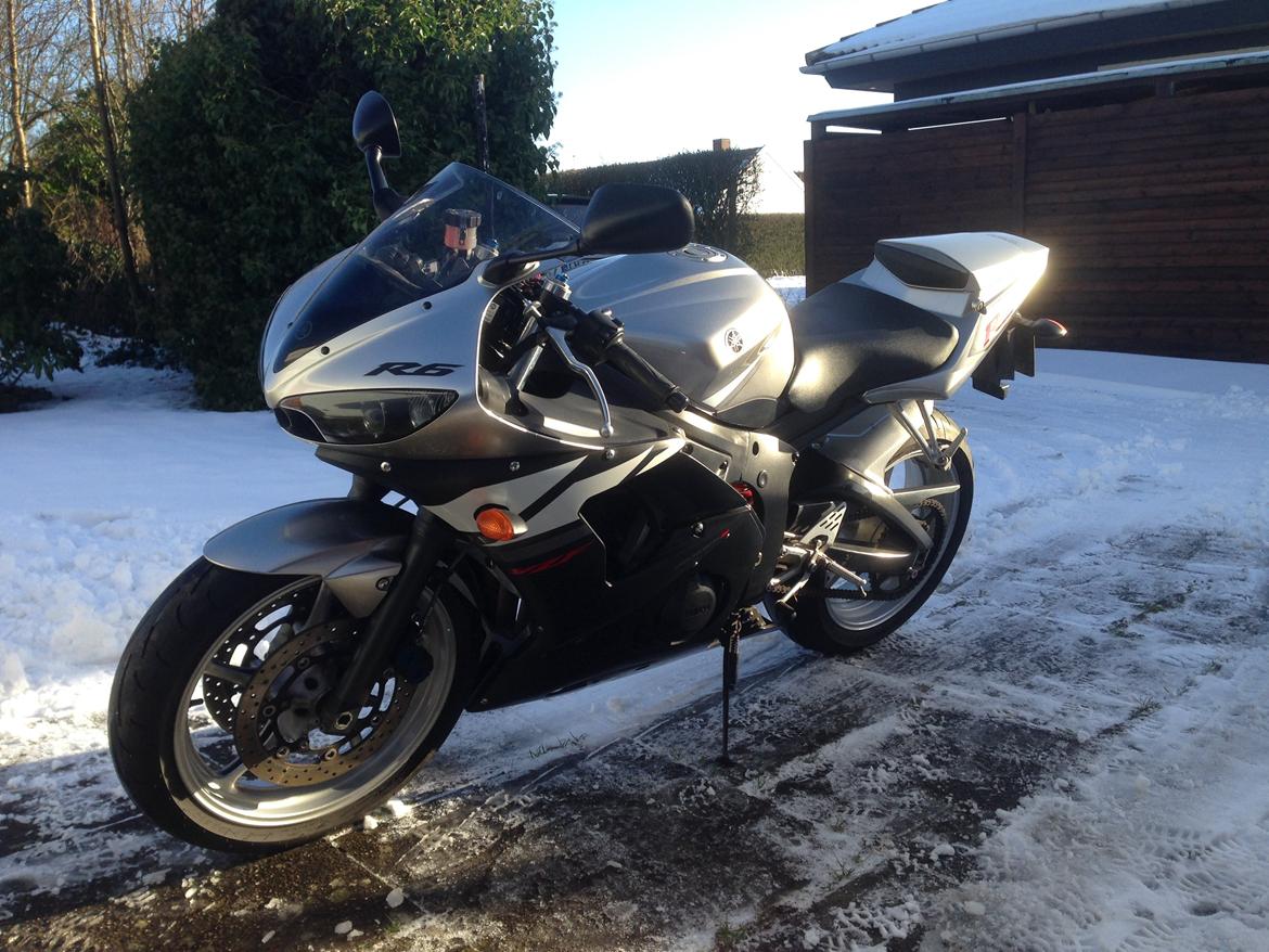 Yamaha YZF R6 billede 1