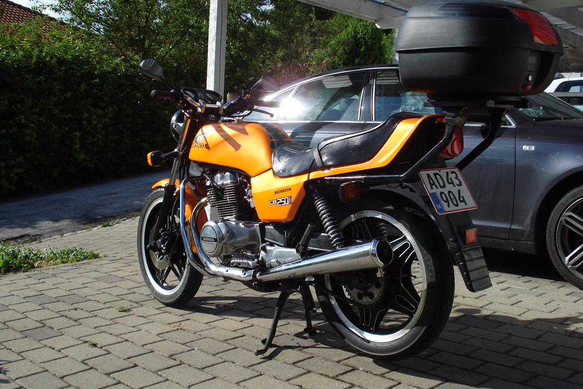 Honda CB250 N billede 5