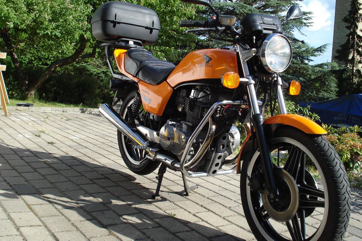 Honda CB250 N billede 4