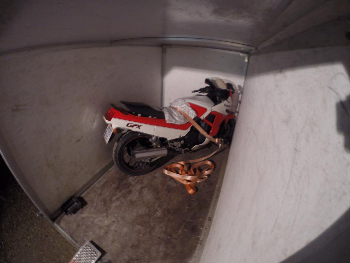 Kawasaki GPX 750 R billede 4