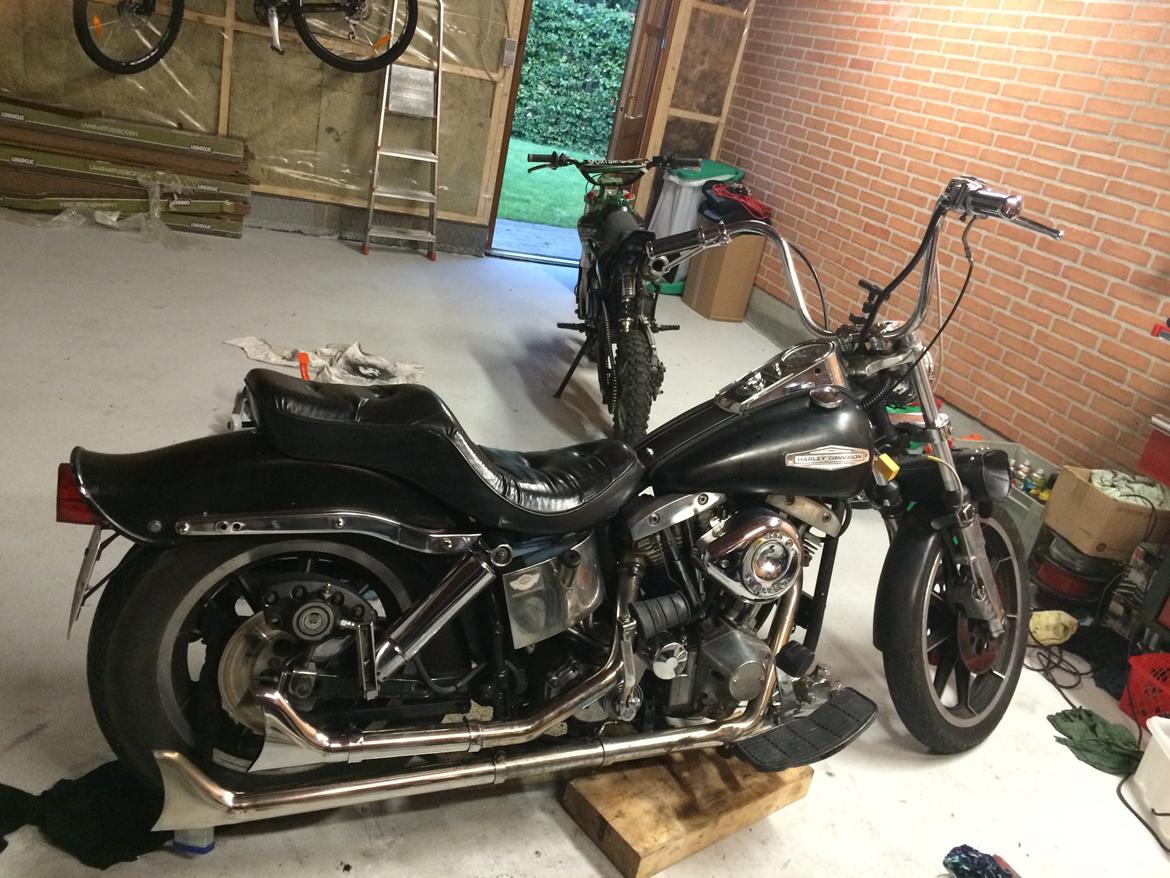 Harley Davidson Superglide billede 8