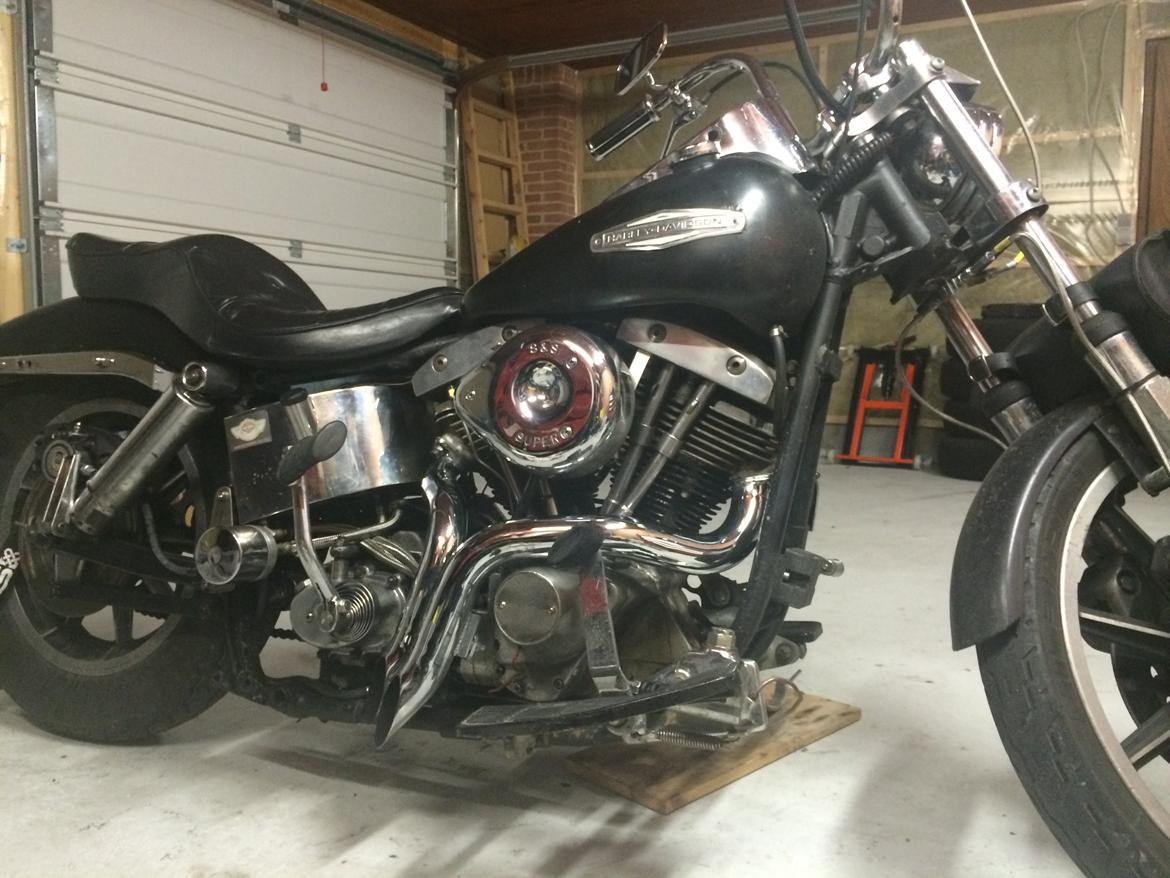 Harley Davidson Superglide billede 7