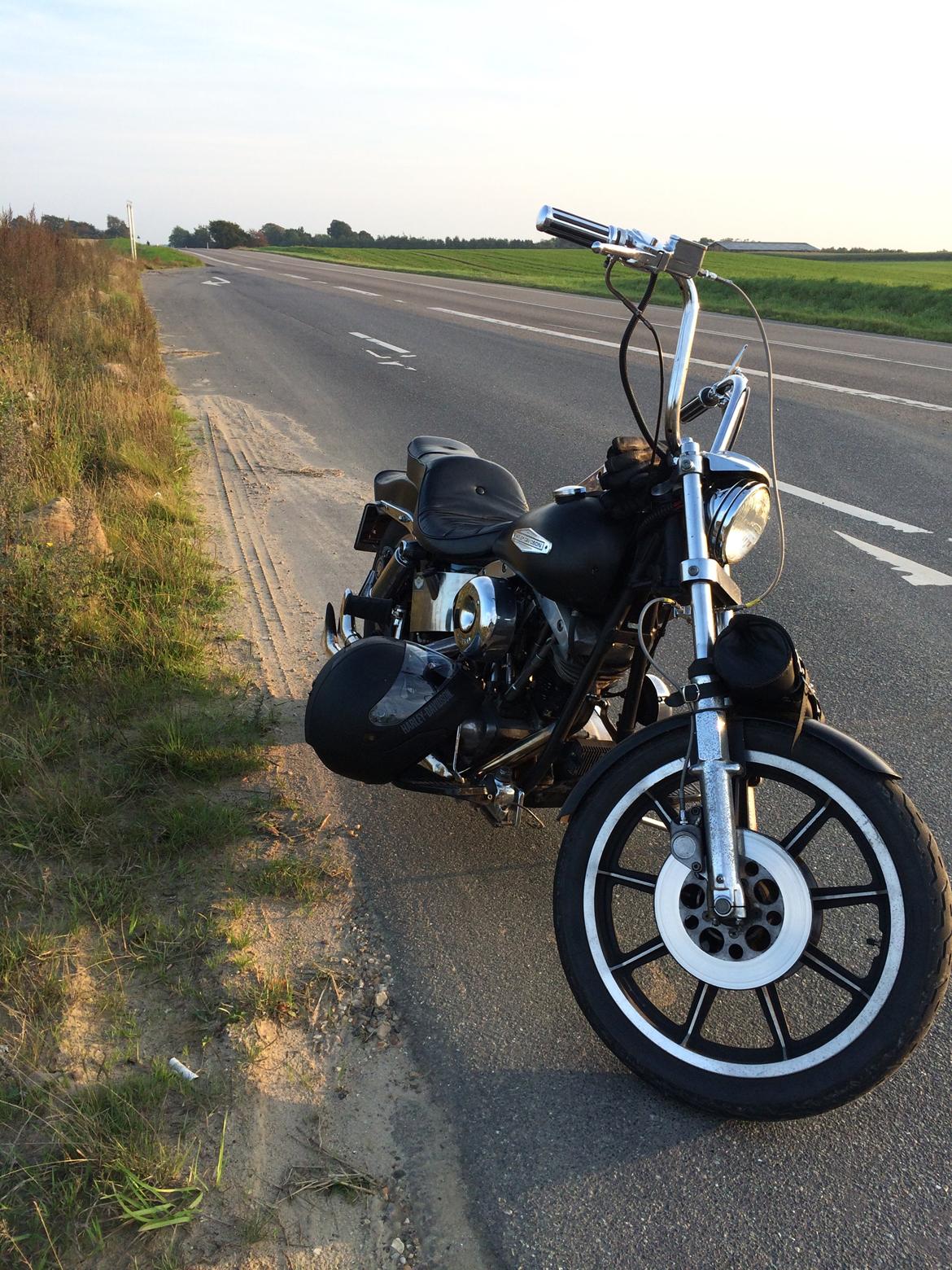 Harley Davidson Superglide billede 13