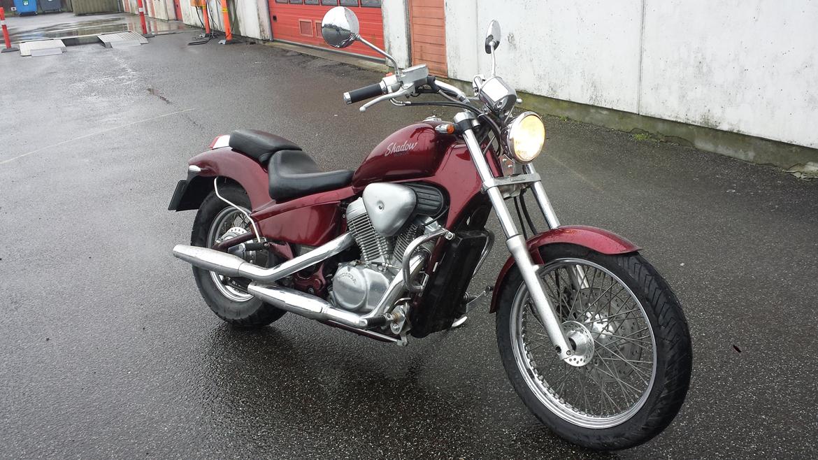 Honda vt 600 shadow billede 3