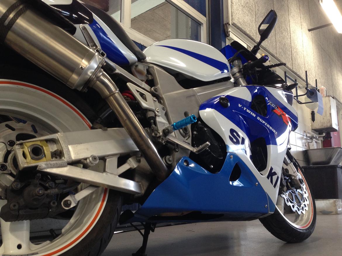 Suzuki TL1000R billede 14