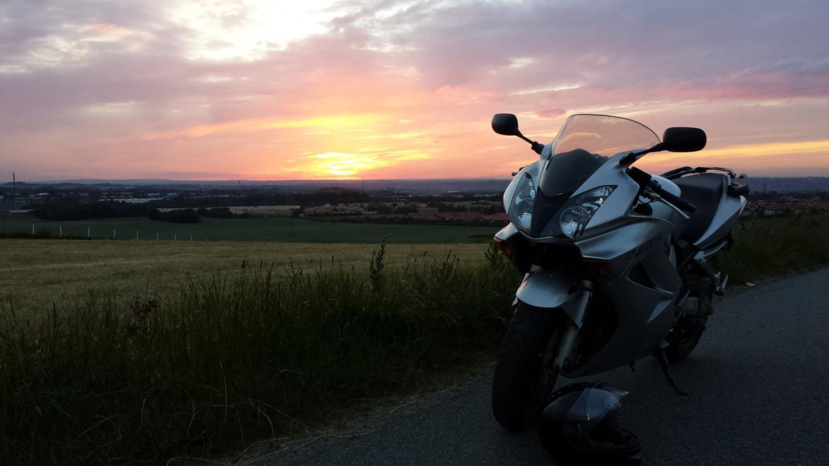 Honda VFR 800 VTEC (ABS) billede 2