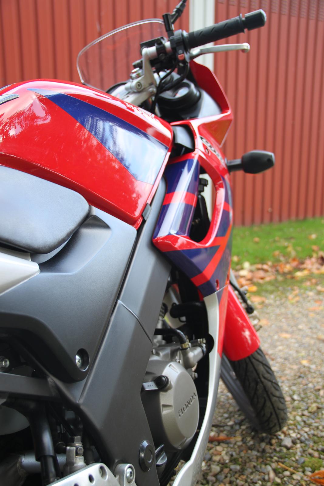 Honda CBR125 billede 5