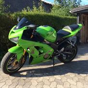 Kawasaki zx6rr