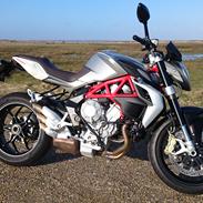 MV Agusta Brutale B3 800