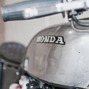 Honda CB550 cafe/bratstyle