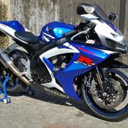 Suzuki GSX-R750