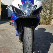 Suzuki GSX-R750