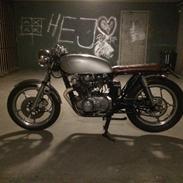 Suzuki GS 400L