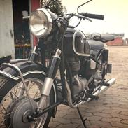 BMW R26