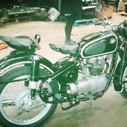 BMW R26