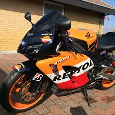 Honda Cbr 1000RR Fireblade