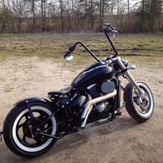 Suzuki Intruder M800 Custom Bobber