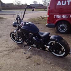 Suzuki Intruder M800 Custom Bobber