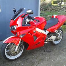 Honda VFR800
