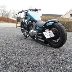 Suzuki VS 700 Bobber