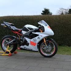 Triumph Daytona 675R - Trompeten !  **SOLGT**