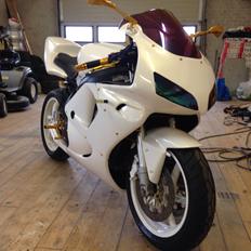 Honda CBR900RR Fireblade