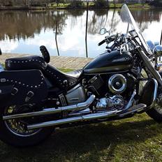 Yamaha XVS 1100 Drag Star Classic