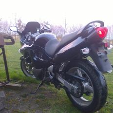Suzuki Gsx 750 F