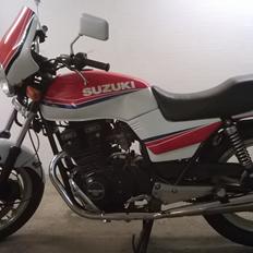 Suzuki gsx 400e