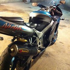 Kawasaki ZX9R