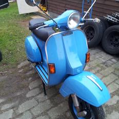 Vespa P150 X
