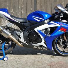Suzuki GSX-R750