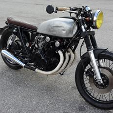 Suzuki GS 550 Cafe Racer