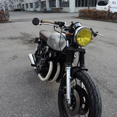 Suzuki GS 550 Cafe Racer
