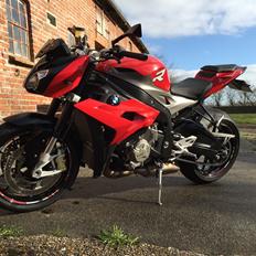 BMW S1000R 
