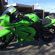 Kawasaki Ninja 250 r