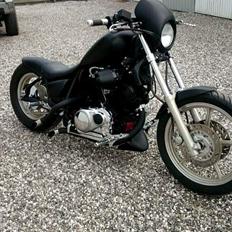 Yamaha XV1100 Bobber "Tubberware Killer"