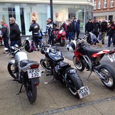 Aprilia SXV550 Motard