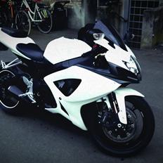Suzuki GSX-R 750