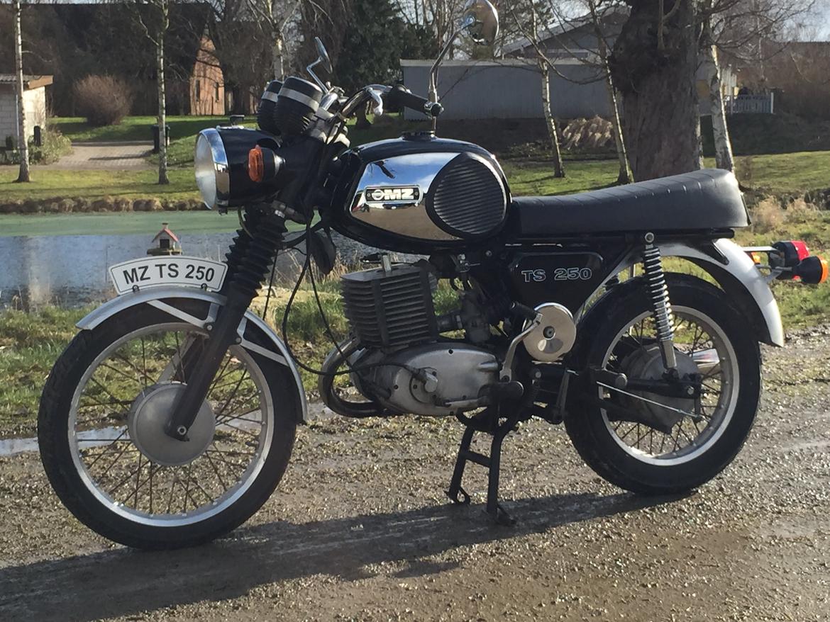MZ Ts 250 billede 3