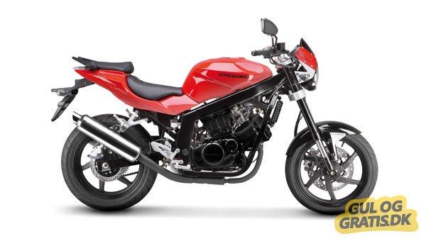 Hyosung GT 250 Naked EFI billede 4