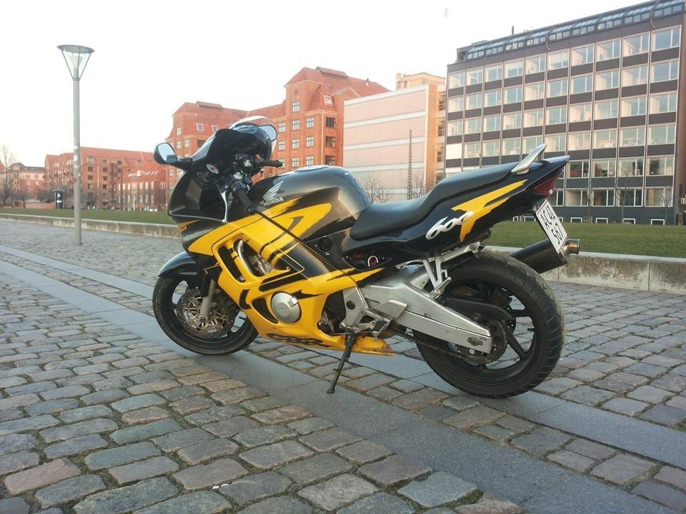 Honda Cbr 600 F3 billede 4