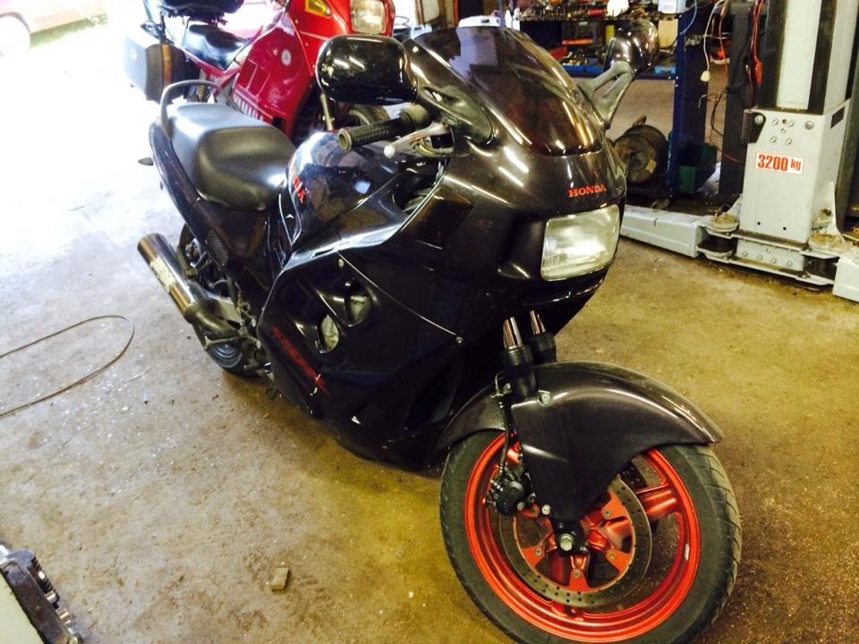 Honda CBR1000 sc21 billede 8