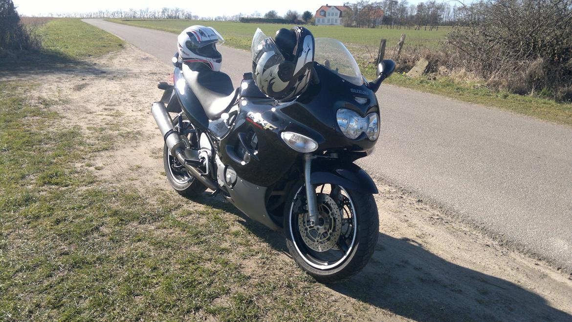 Suzuki GSX 750F billede 4