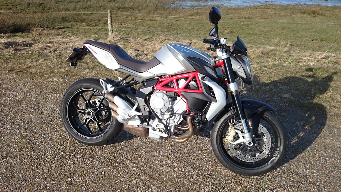 MV Agusta Brutale B3 800 billede 2