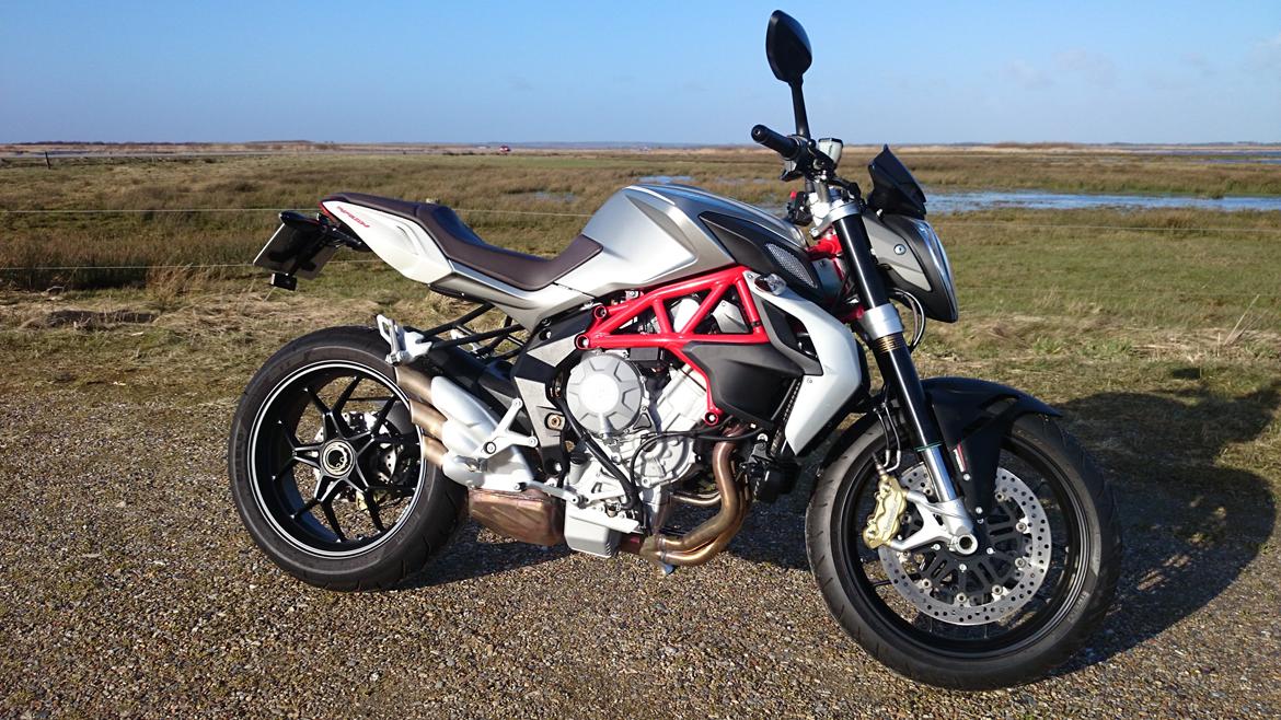 MV Agusta Brutale B3 800 billede 1