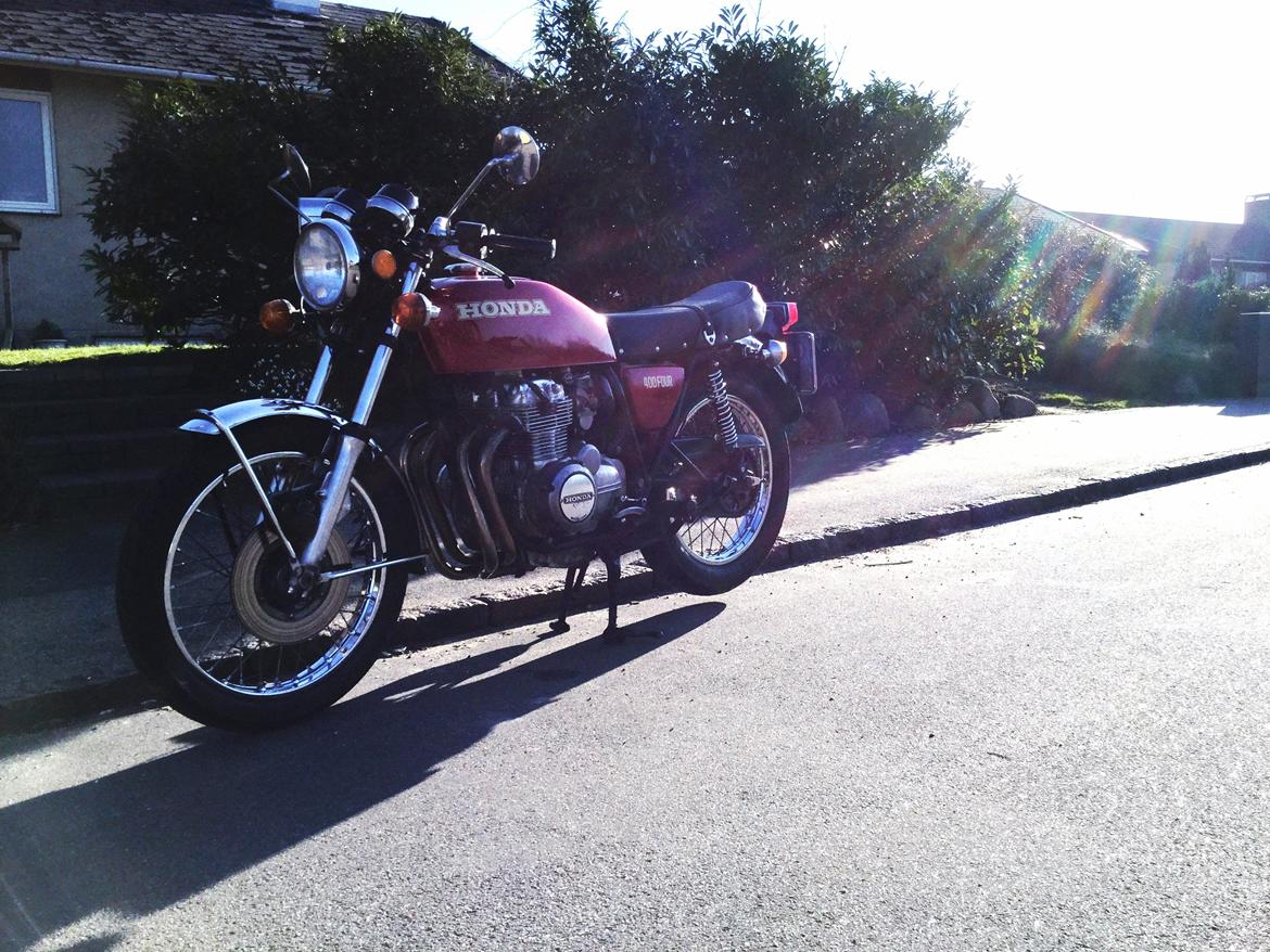 Honda CB 400 Super Sport billede 1