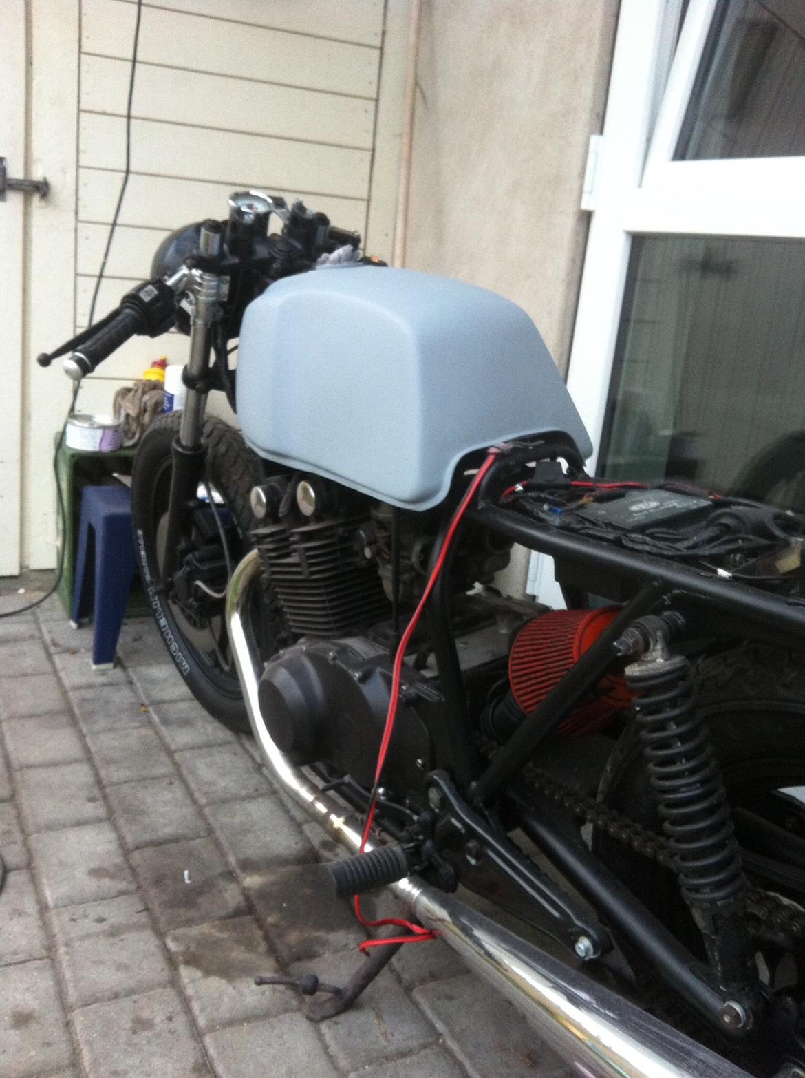 Suzuki GS 450 cafe racer billede 8