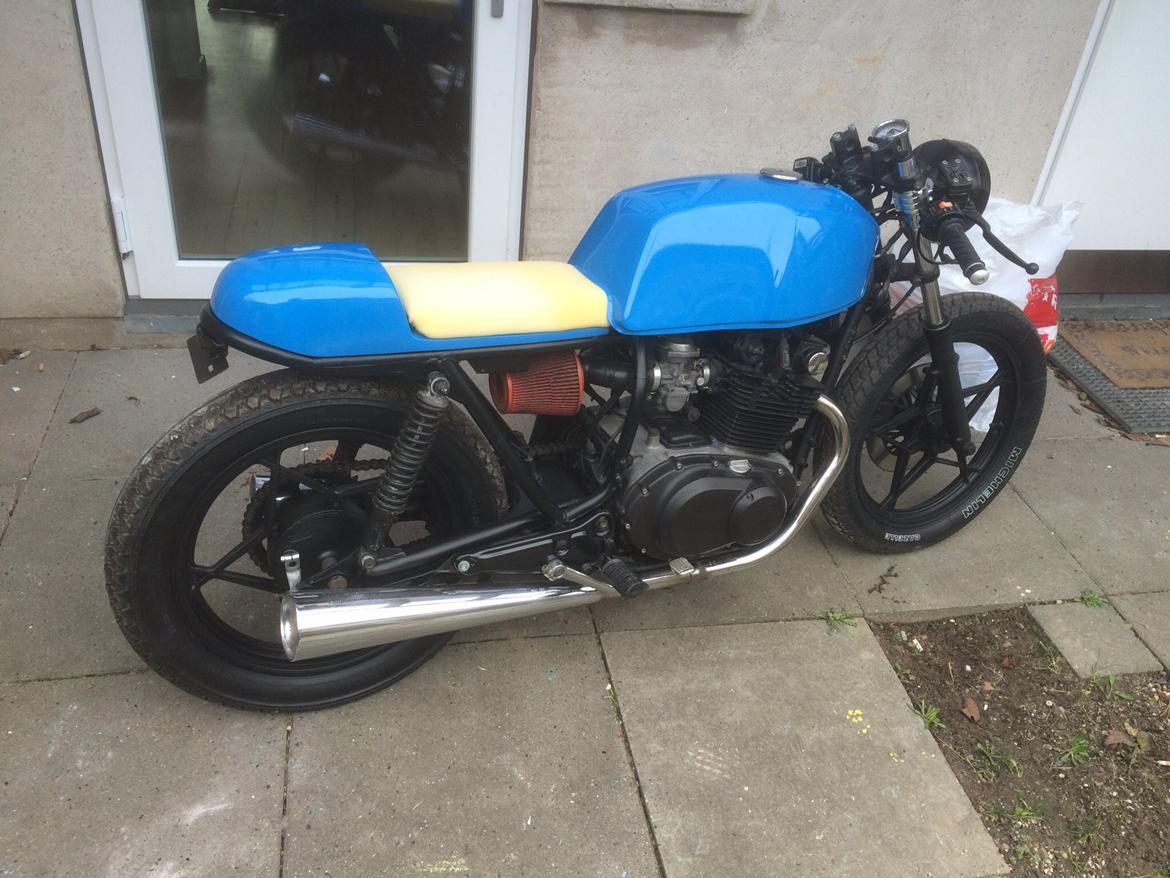 Suzuki GS 450 cafe racer billede 3