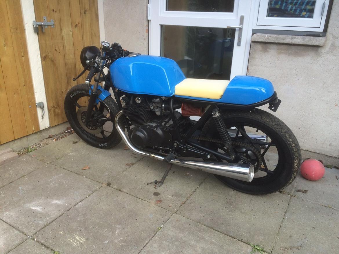 Suzuki GS 450 cafe racer billede 1